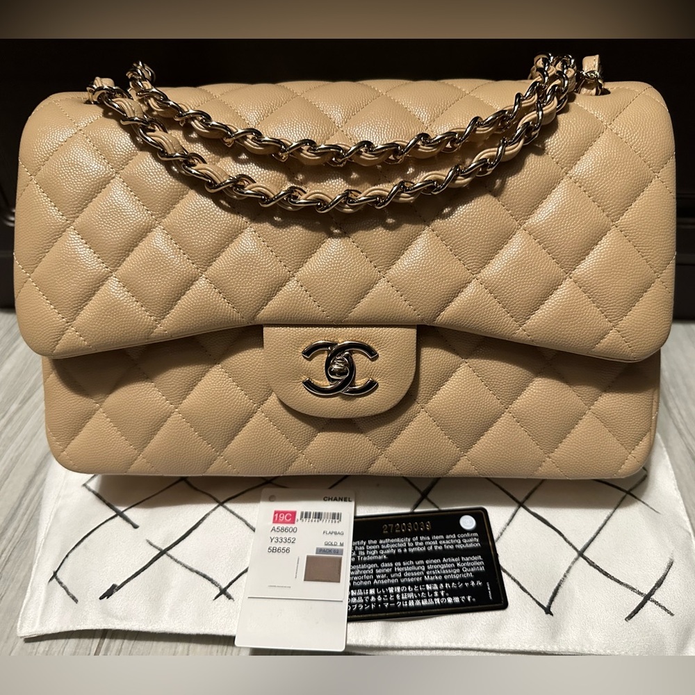 Chanel 19C Beige Caviar Jumbo with LGHW. PRISTINE condition.